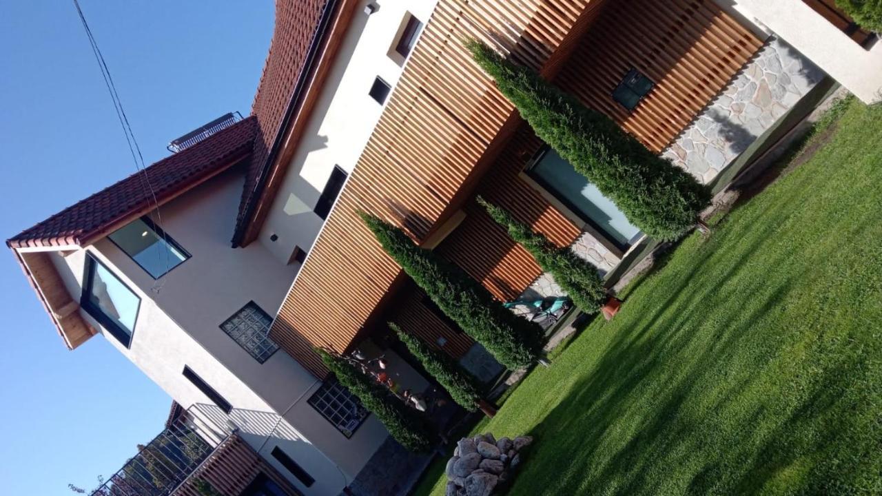 Casa Borgo Hotell Braşov Exteriör bild